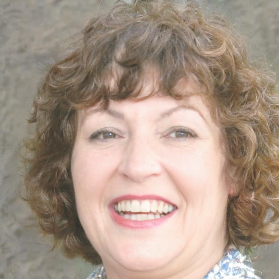 Absolventin im persönlichen Gespräch nach Kursabschluss